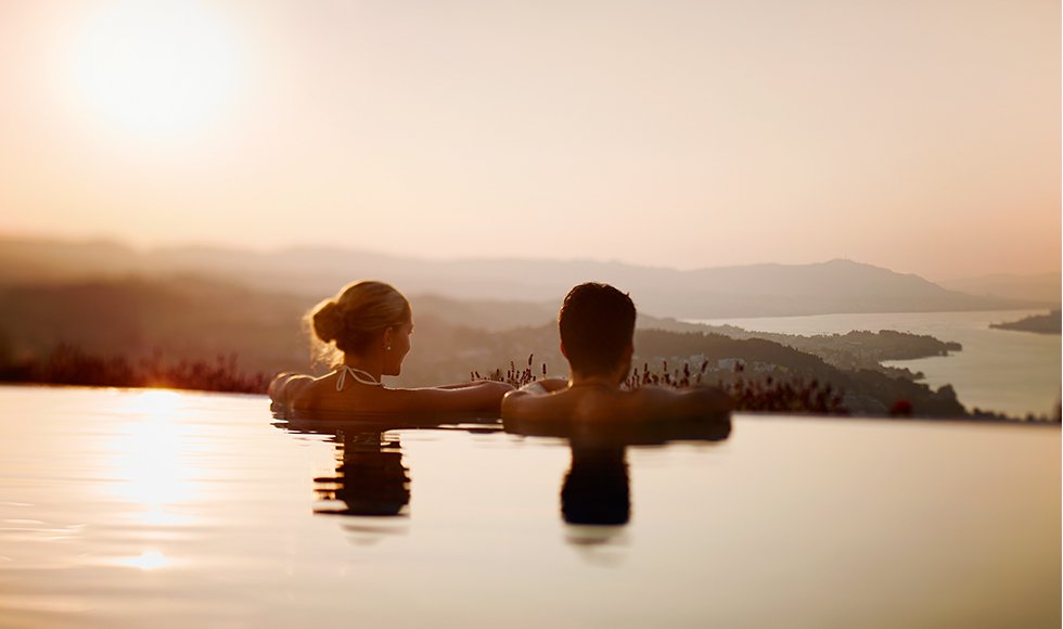 Panorama Resort & Spa Feusisberg - Infinity Pool