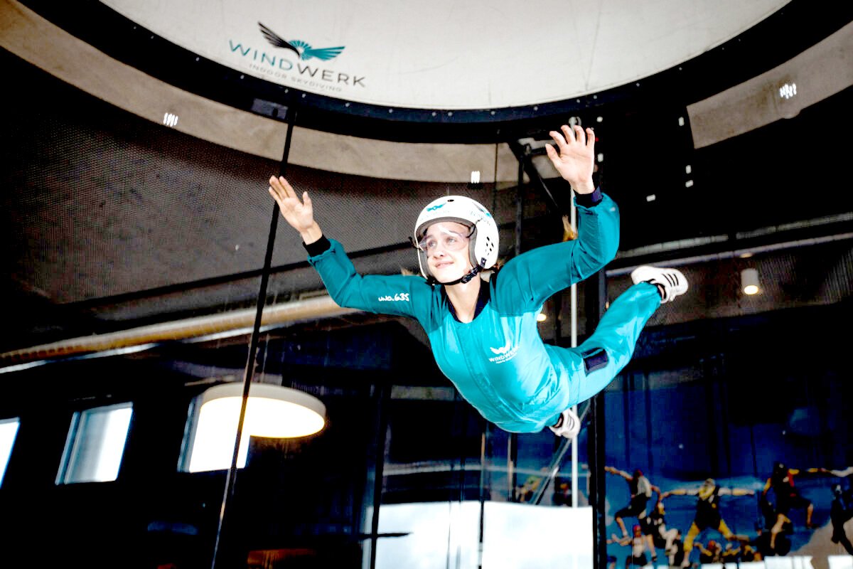 Im Windkanal im Windwerk Indoor Skydiving in Winterhur